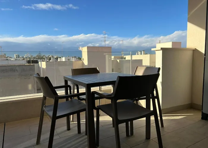 With Rooftop Pool 150 M From The