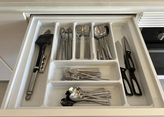 With Rooftop Pool 150 M From The Torrevieja